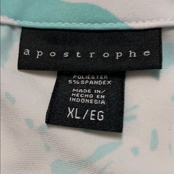 🎉Apostrophe baby-blue and white design blouse🎉 - Picture 2 of 8